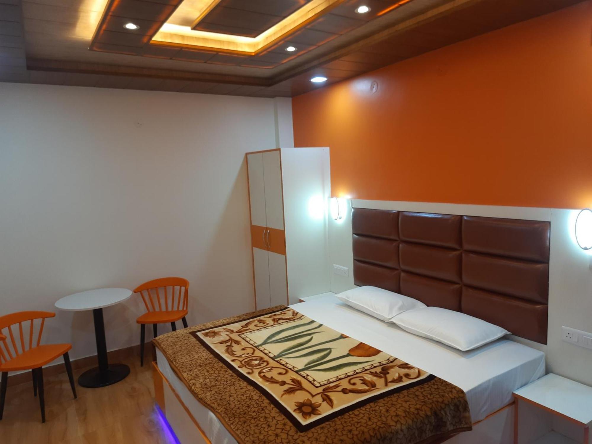 Aagaman Woods Apartment Шимла Екстериор снимка